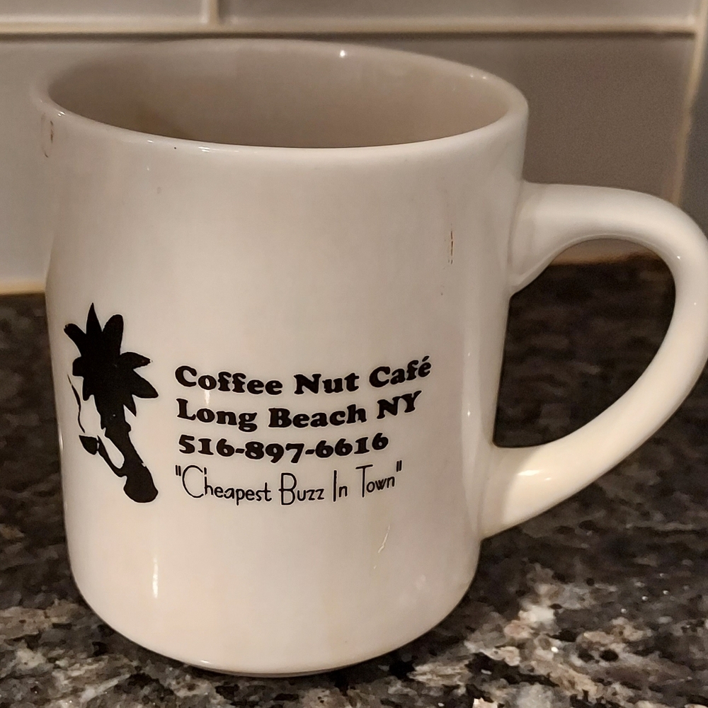 Coffee Nut Cafe Long Beach NY Promo Advertising Diner Mug Souvenir